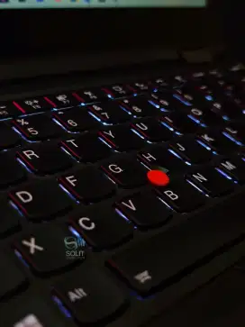 thinkpad x1 carbon gen 6 touchscreen i5 gen 8 ram 8gb ssd 256gb