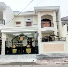 Rumah Baru 2 Lantai Manyar Tengah Kota, STRATEGIS