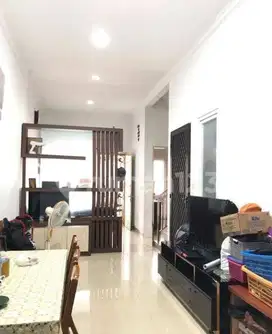 Dijual rumah Duta Garden
