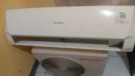 Dijual AC Sharp 1/2 PK