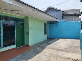 Rumah PINGGIR JALAN PAMULANG