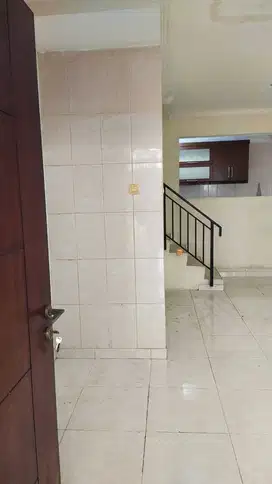 Dijual rumah golden palm residence, siap huni