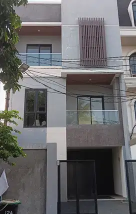 Rumah di Komplek Jasa Raharja Jl Cidodol Raya, Kebayoran lama JakSel