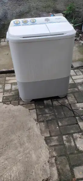 mesin cuci sharp