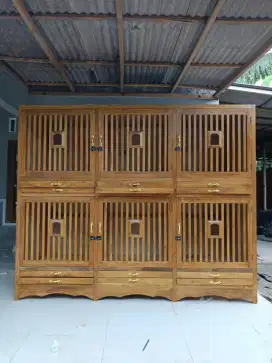 Kandang Ayam 6 Plong Furnis, 12 laci