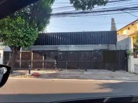 Rumah di Jl. Durentiga Selatan Jakarta selatan
