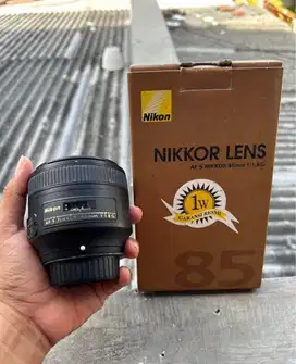 Lensa 85 1.8 nikon afs