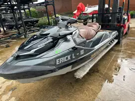 SEADOO GTX LIMITED 2019 RELATIVELY LOW ODO ONLY 4000 MILES