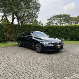 BMW 520i 2022 Bensin
