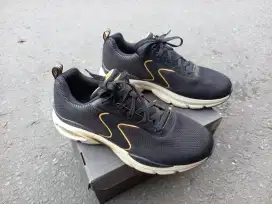 Sepatu skechers air ventura ori size 45