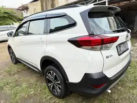 terios R deluxe at matic 2021 putih km low