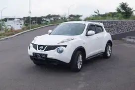 Nissan Juke Putih Matic