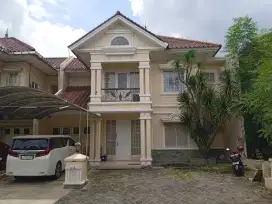 Hot listing rumah vila bukit regency 3 pakuwon indah