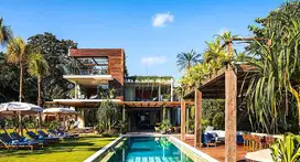 Luxury Villas Beach Front in Seminyak Beach