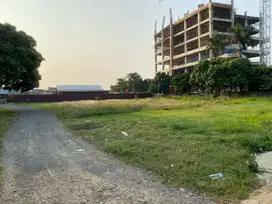 Dijual Tanah dan Bangunan di Cengkareng, Lokasi Strategis