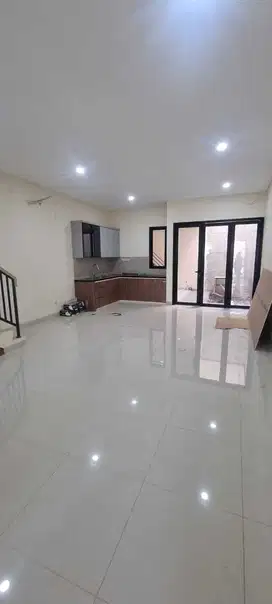 Dijual Brand New House Metland Puri