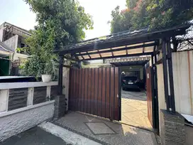 Woww Rumah Jaksel Jagakarsa Luas strategis Akses Mudah