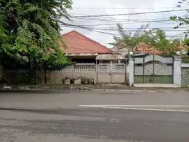 DiJual Rumah Tua di Jl Tongkol Rawamangun