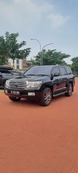 Toyota Land Cruiser 2010 Bensin