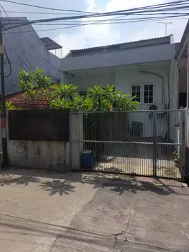 Dijual rumah nyaman dan strategis di Hibrida