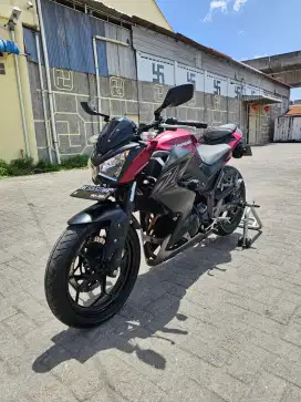 Kawasaki Z250 Merah 2016