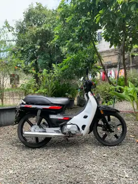Honda astrea Grand thn 97