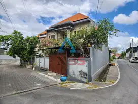 Dijual Rumah 2 lantai  Rumah masih bagus  Jln Muding Indah
