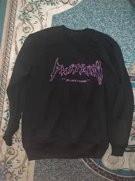 Sweater pria hitam
