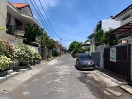 Hunian di pusat Kota. Area Imam Bonjol