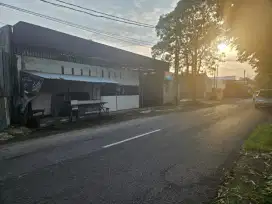 Rumah usaha dekat upn, merr dan rs candra rini