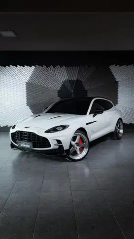 Aston Martin DBX 707 2023