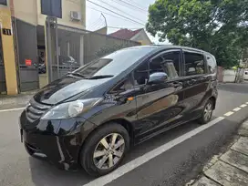 Honda Freed 2010 Bensin