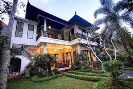 FOR SALE/RENT BEAUTIFUL RESORT IN UBUD CENTER, PRICE UNDER MARKET