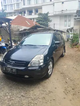 Honda Stream 2002 Bensin