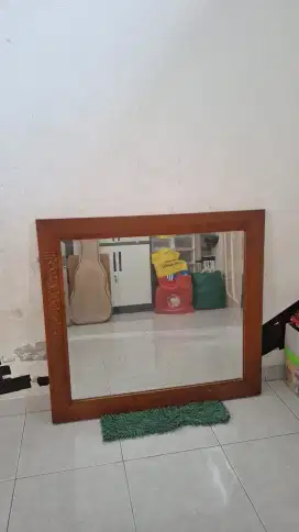 Cermin ukiran jati