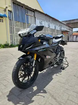 Yamaha R15 V4 Hitam 2024