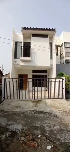 Dijual Rumah Minimalis di Ceger Bintaro 450 Meter dari STAN Bintaro