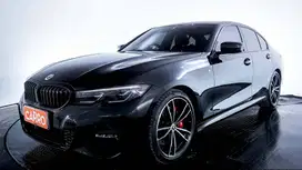 (NEGO) BMW 330i 2.0 M Sport AT 2022 Hitam