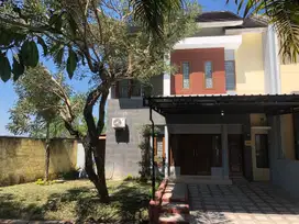 Rumah semi furnish di perumahan blok o