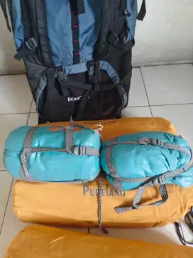 Tas ransel dan alas tidur busa