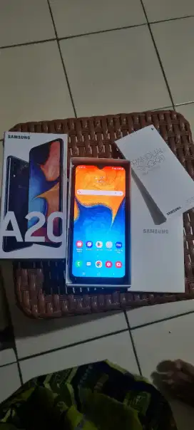 Samsung galaxy A20