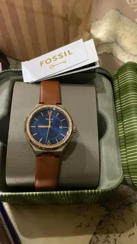 Jam tangan wanita fossil