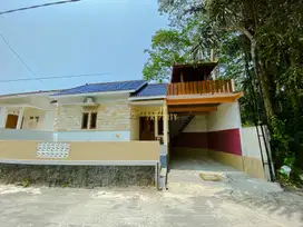 VILLA SEMI FURNISH DEKAT JALAN TOL DI SELOMARTANI KALASAN