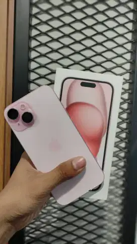 iPhone 15 Resmi