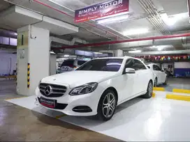 2015 Mercedes-Benz E250 2.0 Avantgarde Sedan