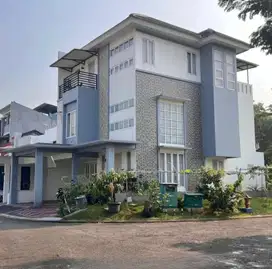 Rumah Cantik Di Bsd The Icon Full Furnish 3 Lantai Siap Huni