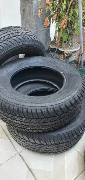 Yokohama Geolandar 265 65 r17 BARU