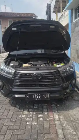 Di jual Iniva Reborn Type V 2.4 V A/T Diesel