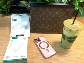 FOR SALE | iPhone 15 256GB PINK CANTIK — Kondisi Like New