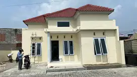 rumah lokasi gentan sukoharjo harga tanah 3.7juta/meter